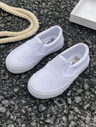 White Cloth Shoes Baby White Shoes Middle Sneakers Children's Canvas Shoes Spring And Autumn Korean Version Simple Boy And Girl Shoes Fashion Low-Top Casual Lace-Up Track Shoes Classic Low-Top Canvas Shoes All Casual Sports Skateboard Children's Shoes
